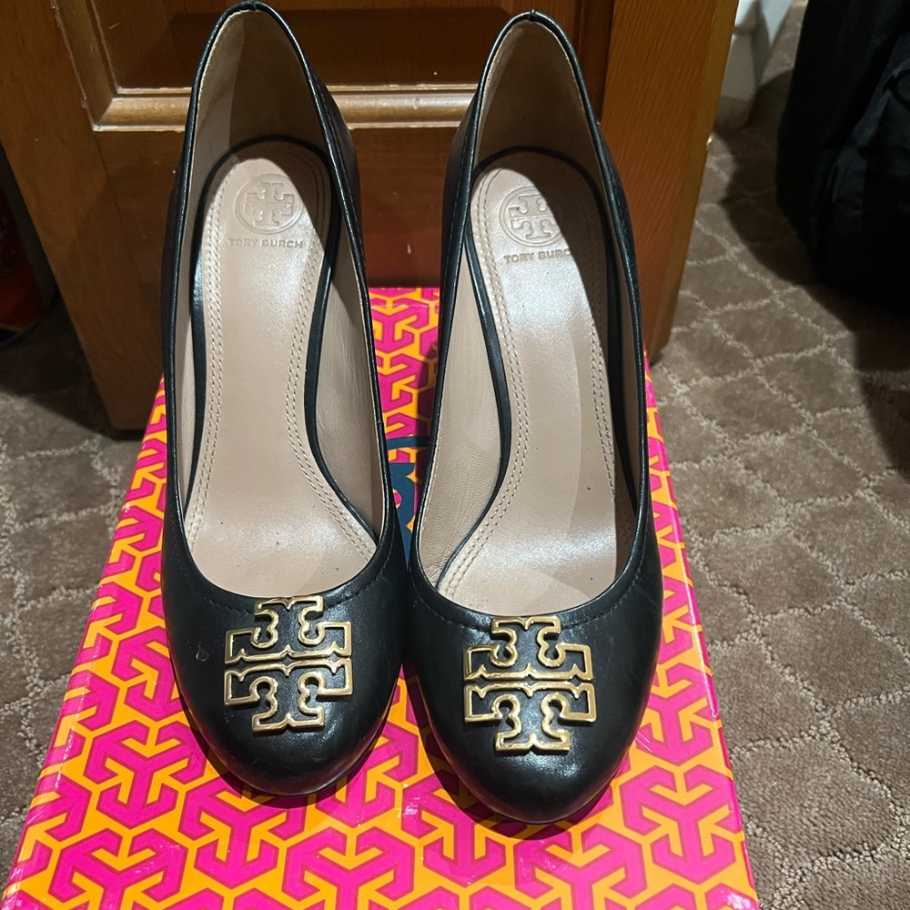 Tory Burch Black Leather Logo Wedge Pumps
